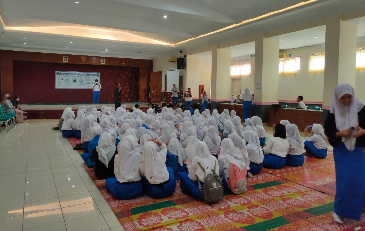 Workshop Keterampilan Digital untuk Guru dan Siswa